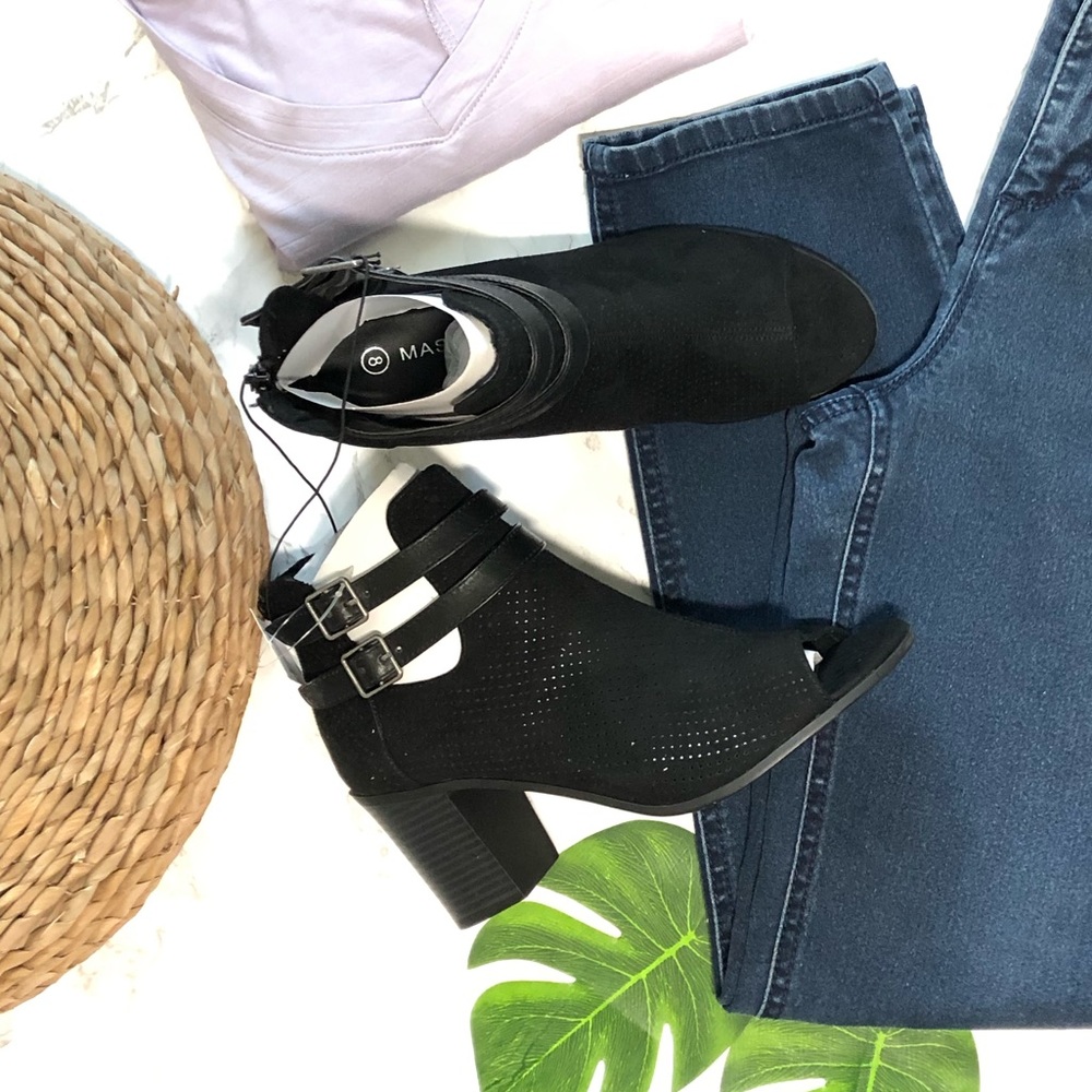 NWT❣️Black Ankle Boots